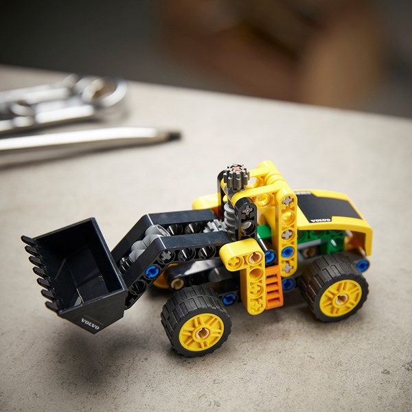 LEGO Volvo Wheel Loader