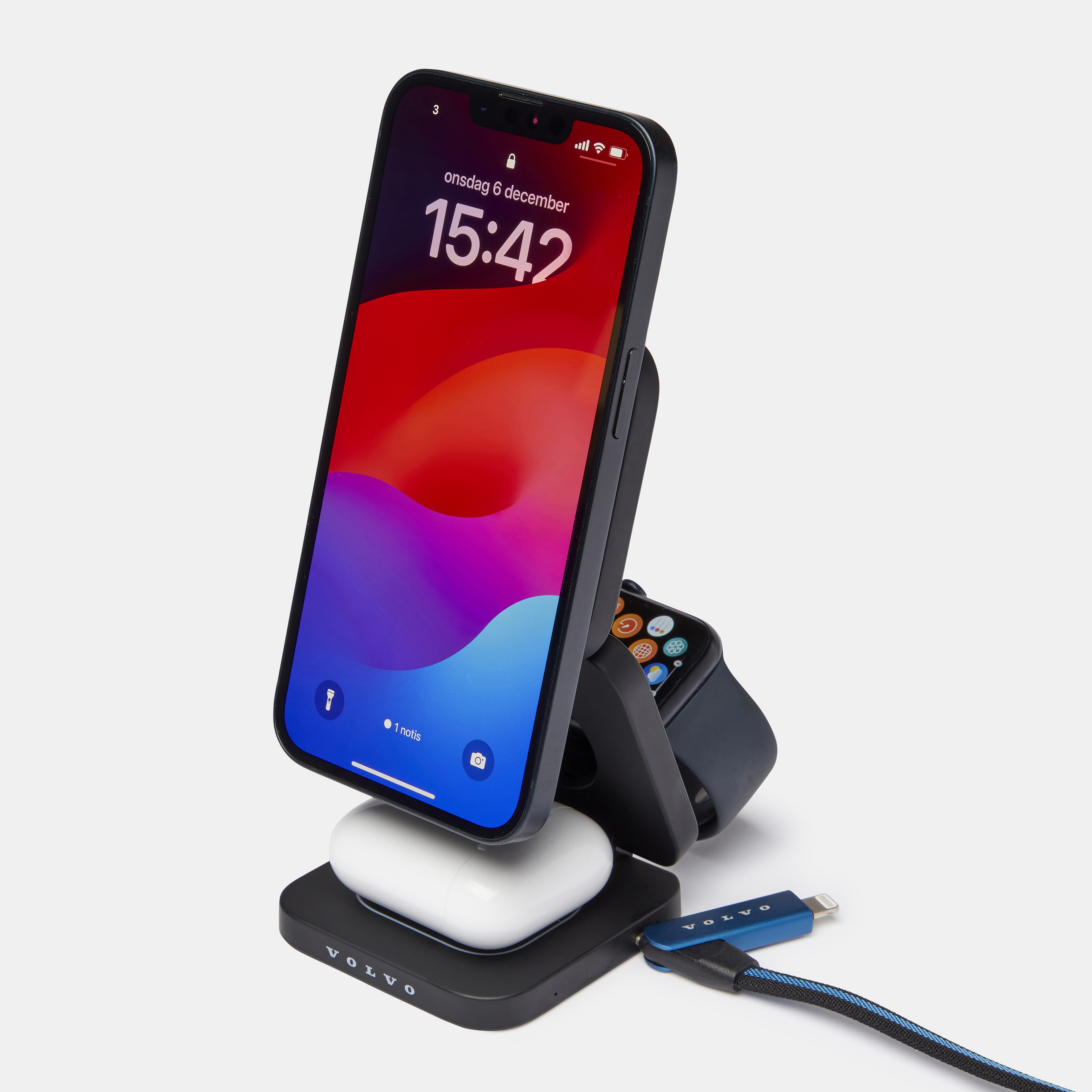 Volvo iphone store charger